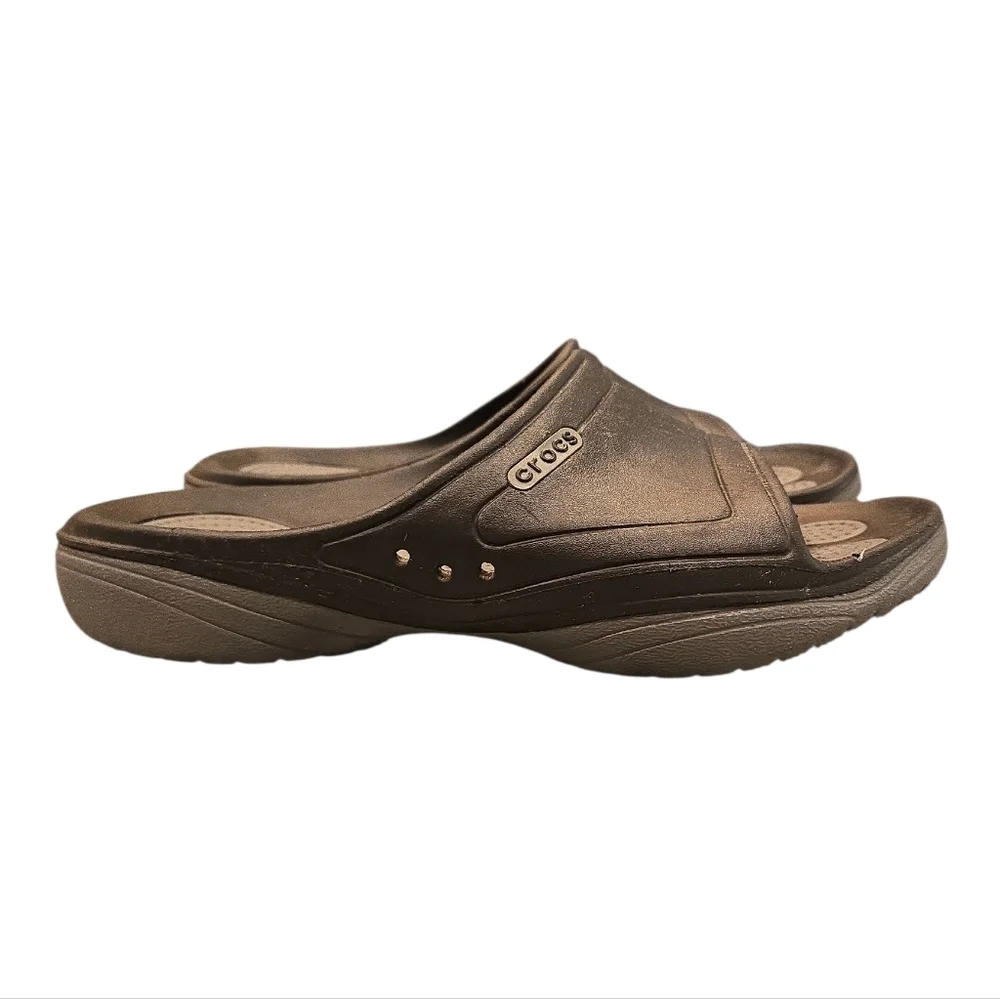CROCS pre owned